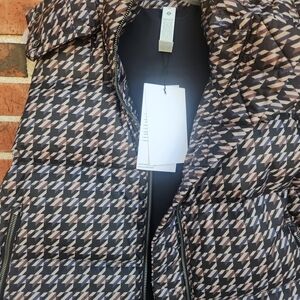 Lululemon Athletica Geometric Puffer Vest